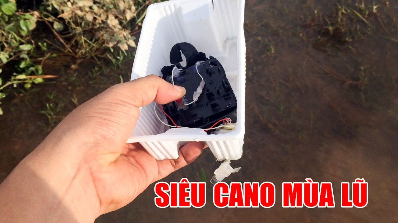 Siêu Cano vượt lũ là đây :)))